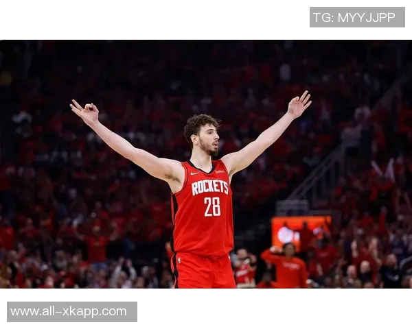 美媒称杨瀚森逐渐融入球队与夏普默契如开拓者的申京与阿门