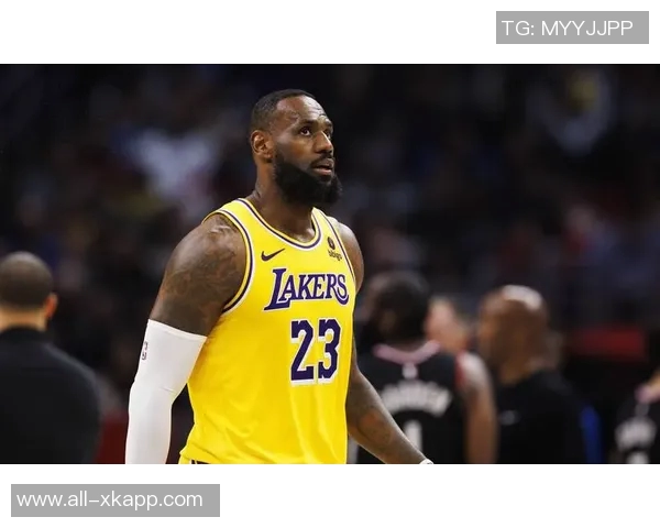 詹姆斯谈篮球高度背后的牺牲与挫折让人深思